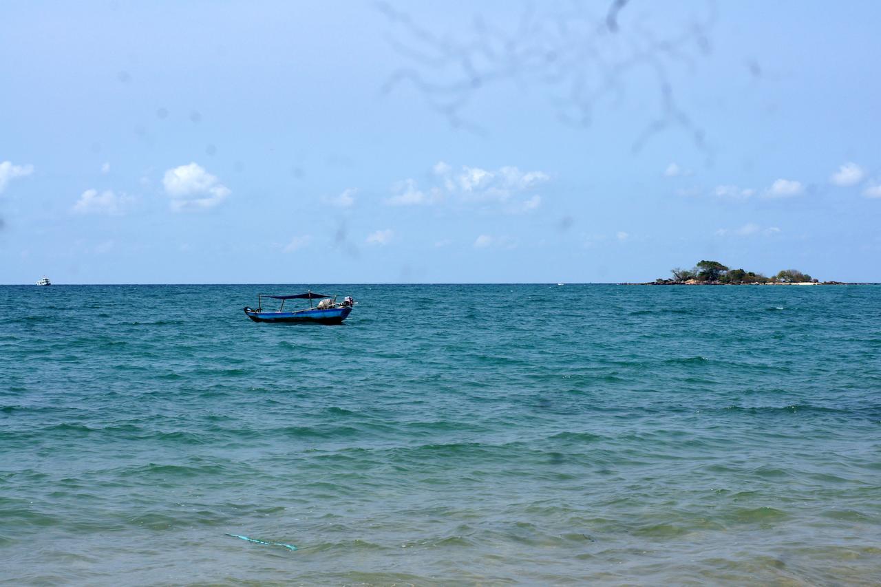 דואונג דונג Gold Sand Beach Bungalow מראה חיצוני תמונה